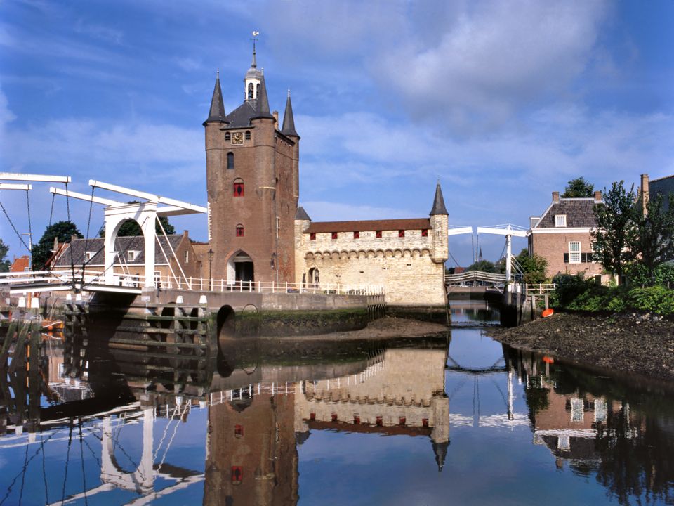 historisch gebouw op schouwen duiveland