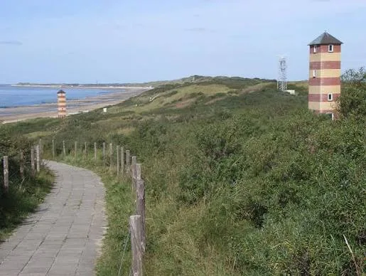 De twee lichttorens bij elkaar